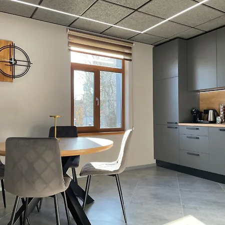 Brivibas - South / North, Free Privat Parking, Free Wifi, Self Check-in Διαμέρισμα