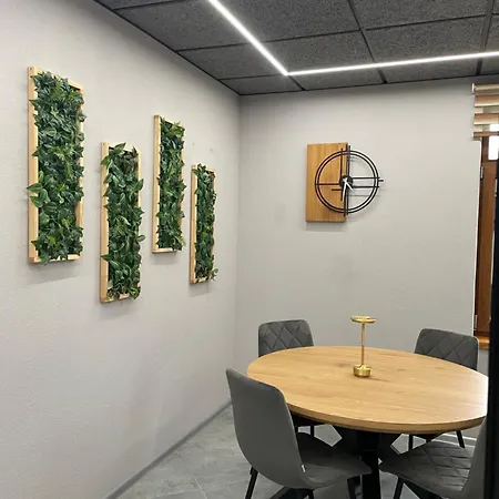 公寓 Brivibas - South / North, Free Privat Parking, Free Wifi, Self Check-in *