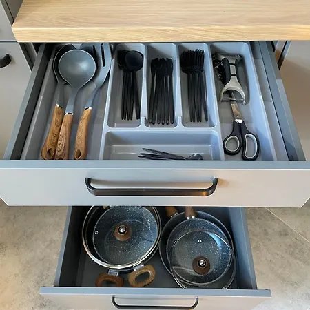 Brivibas - South / North, Free Privat Parking, Free Wifi, Self Check-in * Riga