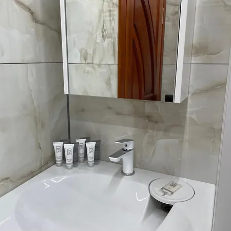 Brivibas - South / North, Free Privat Parking, Free Wifi, Self Check-in 公寓 里加