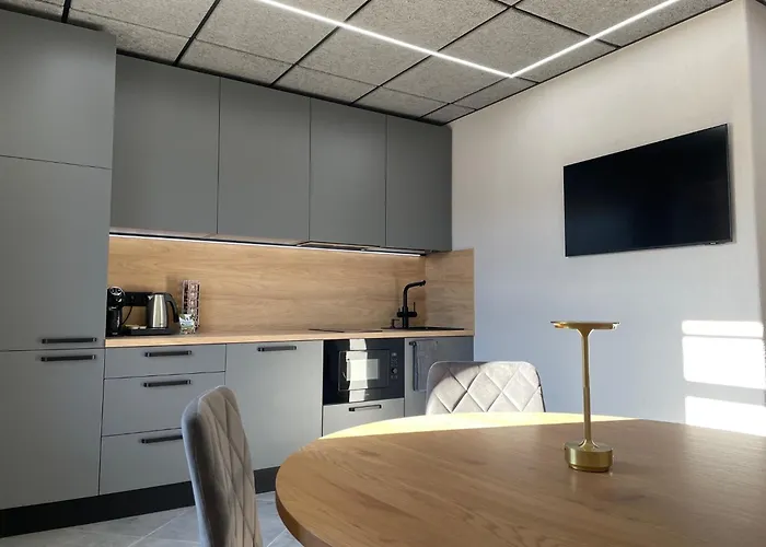 Brivibas - South / North, Free Privat Parking, Free Wifi, Self Check-in Рига