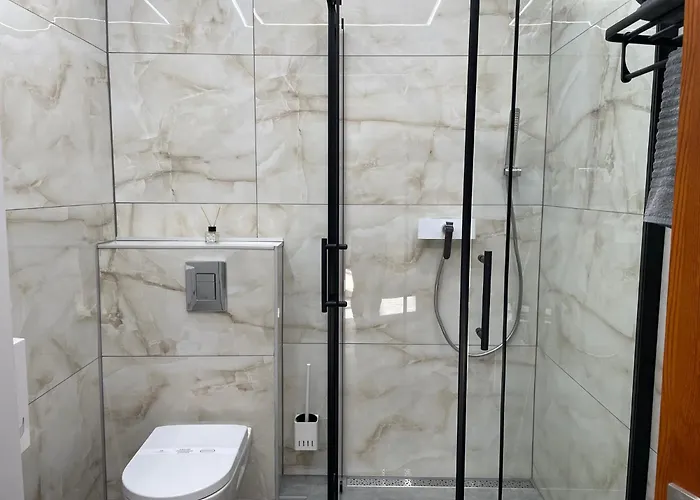 Brivibas - South / North, Free Privat Parking, Free Wifi, Self Check-in Рига