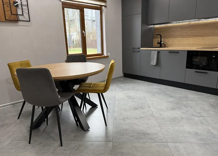 Brivibas - South / North, Free Privat Parking, Free Wifi, Self Check-in Апартаменты