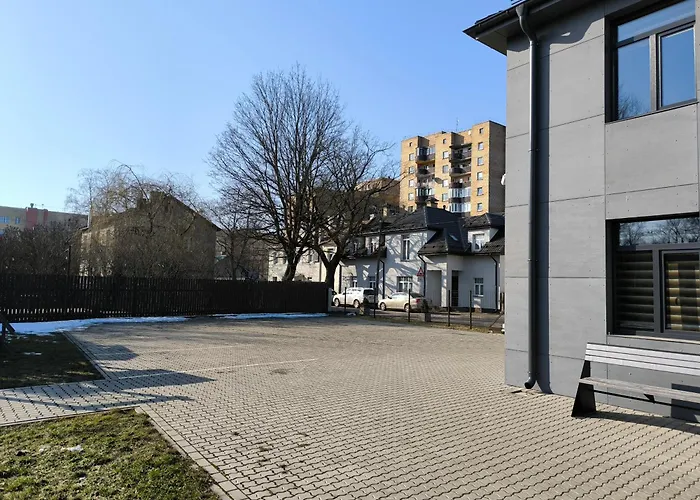 Brivibas - South / North, Free Privat Parking, Free Wifi, Self Check-in *