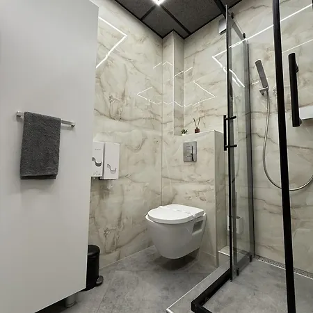 Brivibas - South / North, Free Privat Parking, Free Wifi, Self Check-in Рига